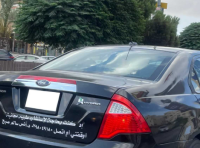 طبيب يقدم استشارات مجانية.. ويعلن آلية التواصل على مركبته
