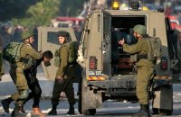 إصابات في عقبة جبر والاحتلال يعتقل 19 فلسطينيا بالضفة