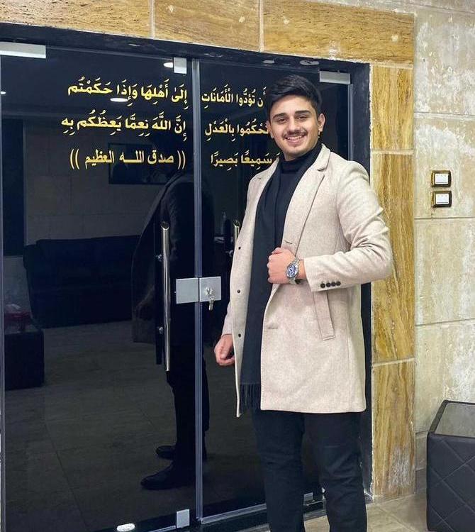 أ.د .مصلح الطراونة نائب رئيس عمان الاهلية يرثي نجله المرحوم محمد بكلمات تُدمي القلوب في يوم تخرّجه المفترض !!