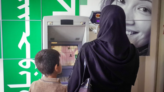 "مفوضية اللاجئين" قدمت 35 مليون دولار نقدا إلى 240 ألف لاجئ في الأردن