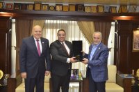 عمان الأهلية تستقبل وفدا من معهد إعداد القادة في" التعليم العالي " بمصر