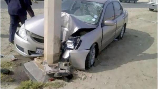 تدهور مركبة يتسبب بازدحام مروري خانق في شارع الجامعة