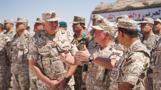 الملك يتابع مجريات التمرين التعبوي "الوعد الحق2"