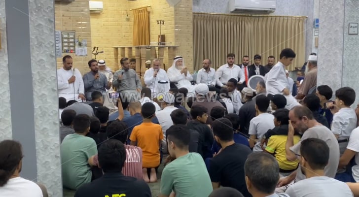 في سابقة من نوعها.. إقامة عقد قران وحفل زفاف داخل مسجد في الأردن