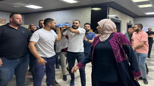استشهاد فلسطيني برصاص مستوطنين خلال هجوم على قرية برقة شرق رام الله