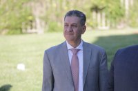 الإعلامي كُلاب يعتذر لعشيرتي العضايلة وفريحات بعد الإساءة الغير مقصودة خلال مقابلة تلفزيونية