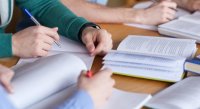 شروط التقدم لمكرمة أبناء المخيمات في الجامعات الأردنية