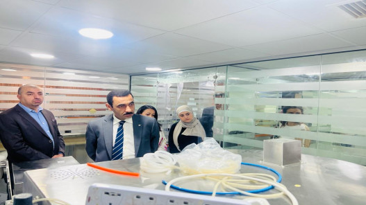 "الغذاء والدواء": تسخير كافة الإمكانيات لتعزيز وتطوير الصناعة الدوائية الوطنية