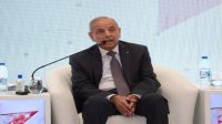 وزير الإدارة المحلية يدعو المستثمرين للتوجه إلى الاستثمار خارج عمّان
