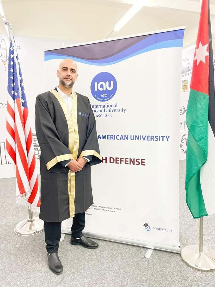 الجراح يحصل على درجة الماجستير من الجامعه الامريكيه العالمية