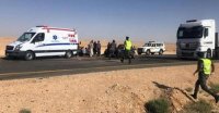 5 اصابات بتدهور حافلة على طريق ثغرة الجب باتجاه الزرقاء