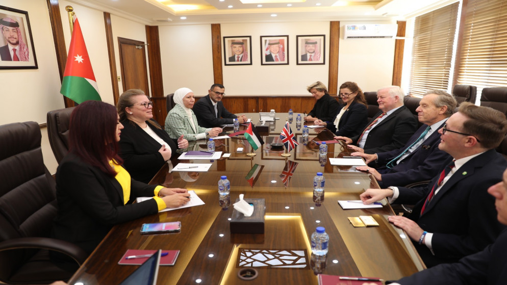 وزيرة التخطيط تلتقي بوفد من مجلس العموم البريطاني عن حزب المحافظين 
