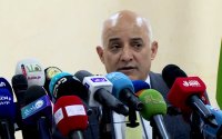 مبيضين: ليس معقولا أخذ المعلومات الطبية من مجموعات واتساب