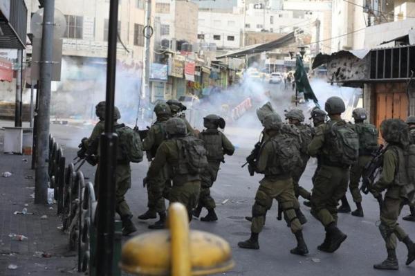 مواجهات واعتقالات بمداهمات للاحتلال في الضفة والقدس