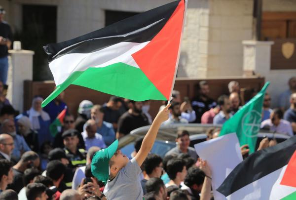 رئيسان سابقان: حكومات العالم تتحمل مسؤولية حرب غزة .. وتحية للشهداء