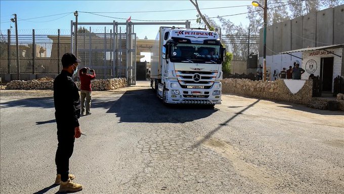 بعد توجيهات الملك .. بدء تجهيز مساعدات طبية وإغاثية لغزة