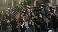 وقفة تضامنية مع الشعب الفلسطيني بالقرب من السفارة الإسرائيلية بعمان