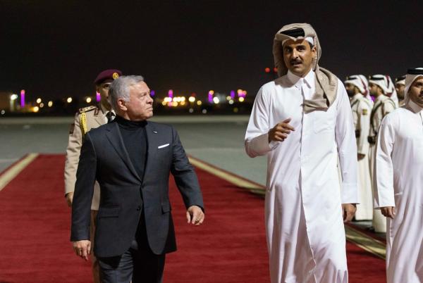 الملك لأمير قطر: ضرورة تكثيف الجهود لوقف التصعيد في غزة