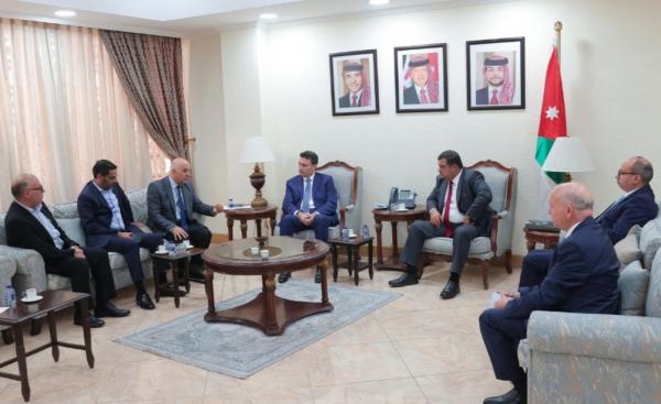 الصفدي: الصحافة تقوم بدور رقابي مهم