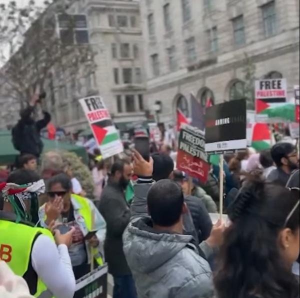 الآلاف يتظاهرون في لندن تضامنا مع سكان غزة