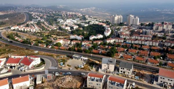 مستوطنون يعتدون على مسن فلسطيني غرب سلفيت