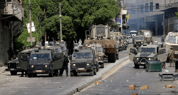 شهيدان باقتحام الاحتلال الإسرائيلي قرية زواتا في نابلس