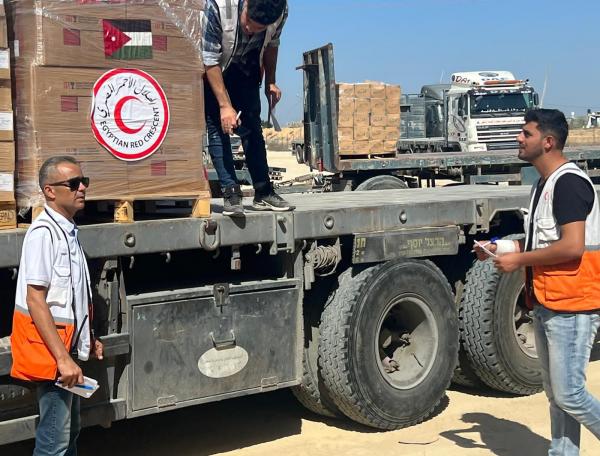 مساعدات أردنية طبية تصل إلى غزة