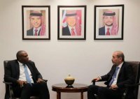 الصفدي لوزير خارجية حكومة الظل البريطانية: ضرورة إيقاف الحرب المستعرة