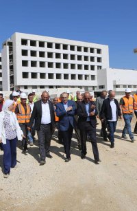 أبو السمن يتفقد مشروع مستشفى معان العسكري ومدرسة عبدالله بن رواحة