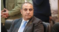 الشواربة يحظر التدخين في الأمانة