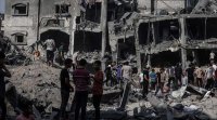 51 شهيدا وعشرات الجرحى في مجزرة إسرائيلية بمخيم المغازي