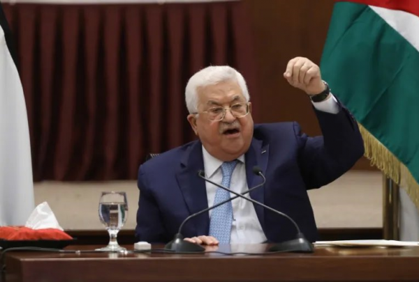 عباس يطالب أميركا بالضغط على الاحتلال لوقف العدوان