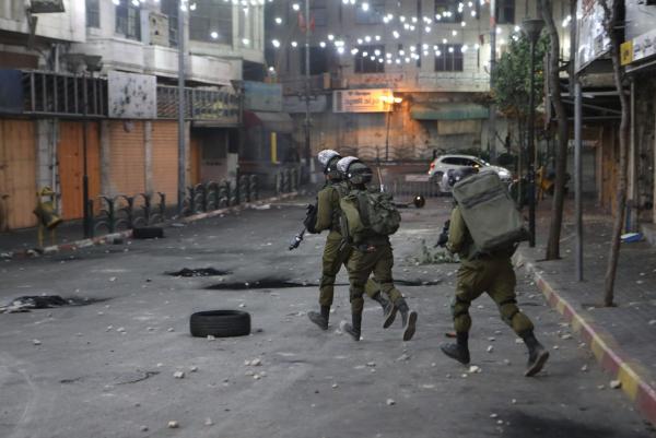 مواجهات باقتحام قوات الاحتلال مخيم الدهيشة بالضفة