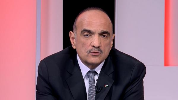 الخصاونة: اتفاقية الغاز ليست على طاولة الالغاء