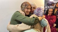 شاهد.. الاسيرة الأطول محكومية في سجون الاحتلال شروق دويات تصل الى منزلها في القدس المحتلة