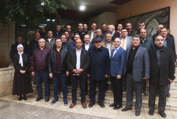 وفد رسمي فلسطيني يزور المستشفى الأردني في نابلس