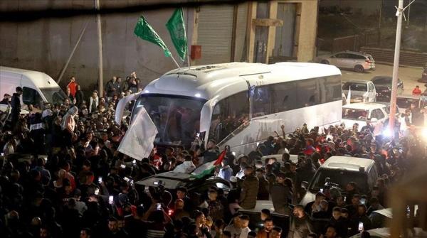 توقعات بالإفراج عن 30 أسيرا فلسطينيا بالدفعة الخامسة