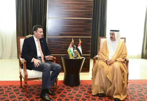 رئيس النواب ونظيره الاماراتي يؤكدان ضرورة توحيد الجهود لوقف الحرب على غزة