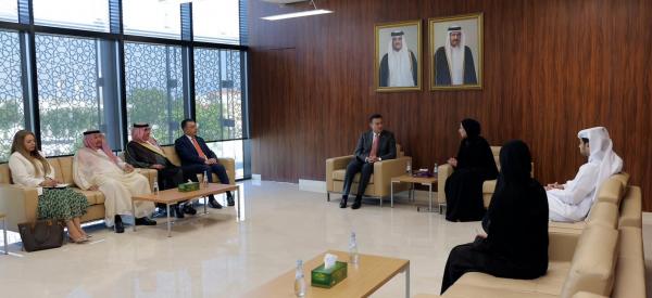 الصفدي يدعو لإستقطاب مزيد من المعلمين الأردنيين الى قطر