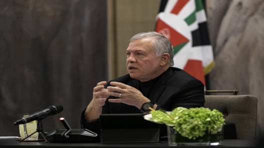 الملك يلقي كلمة في المنتدى العالمي للاجئين بعد قليل