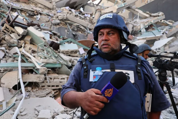 إصابة الصحفي وائل الدحدوح خلال تغطيته قصفًا في خانيونس