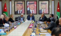 الادارية النيابية تطالب الحكومة بإعادة الألق للقطاع العام