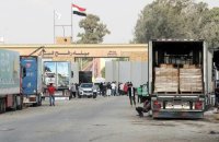 العراق يرسل ناقلة وقود لتخفيف أزمة قطاع غزة