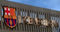 برشلونة يواجه خطر الإقصاء من دوري أبطال أوروبا
