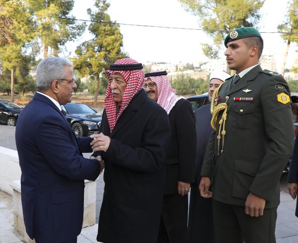 العيسوي ينقل تعازي الملك وولي العهد الى الضمور