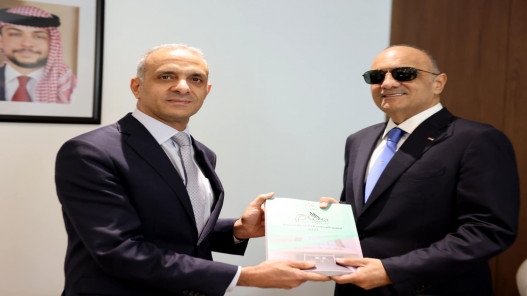 رئيس الوزراء يؤكد حرص الحكومة على التعاون مع جميع المؤسسات الرقابية