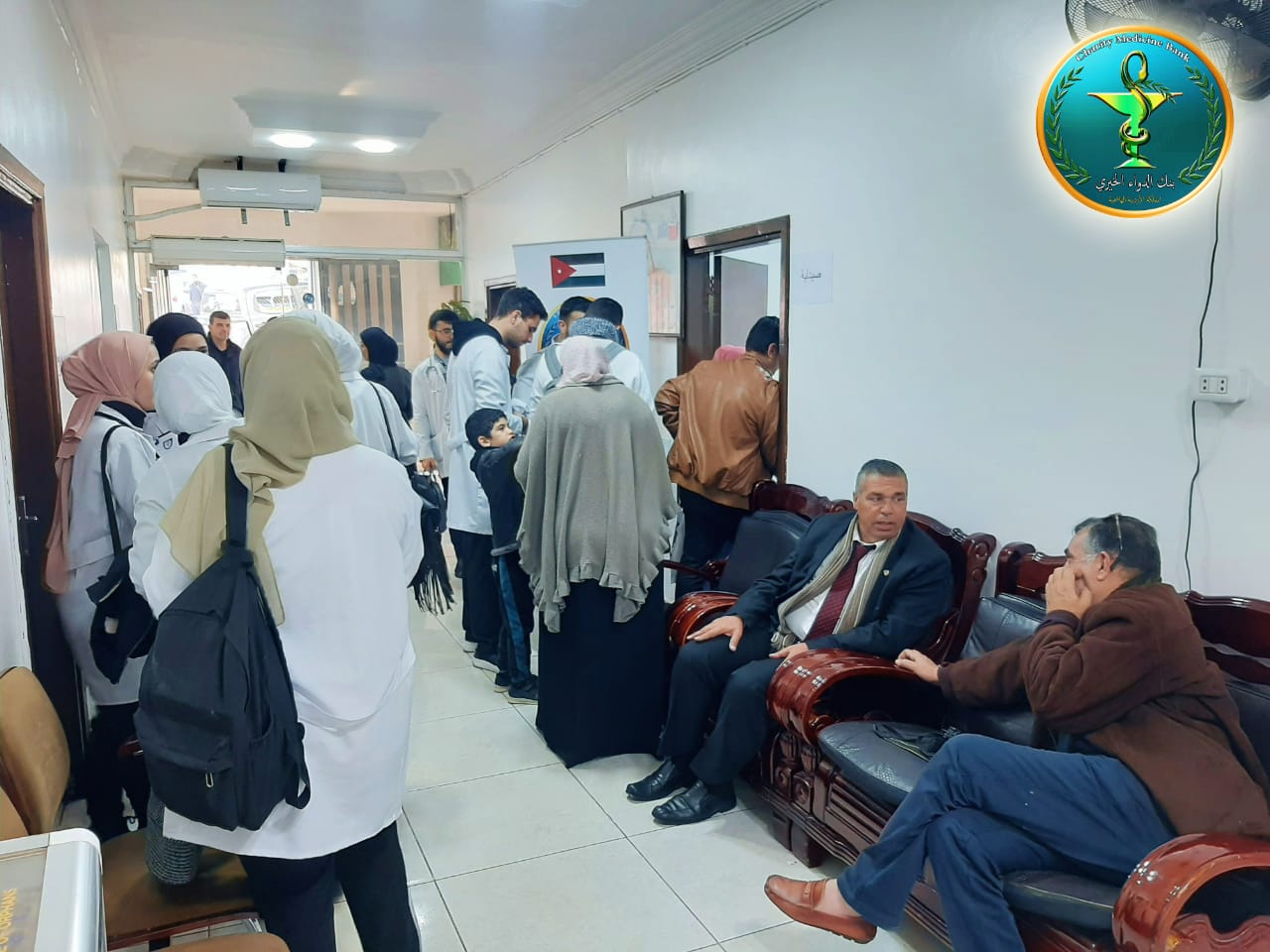 " بنك الدواء الخيري " يُنظم يوماً طبياً مجانياً في مدينة السلط