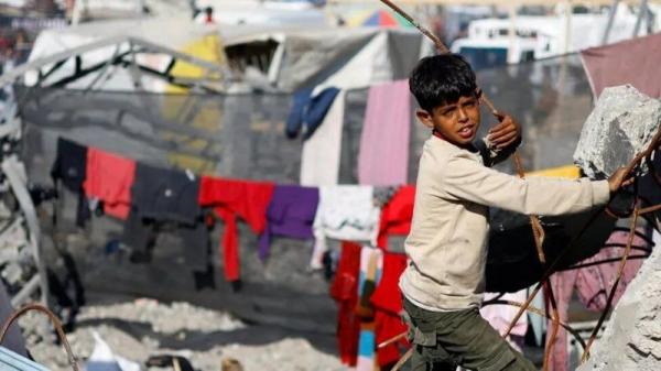 أونروا: مئات الآلاف من النازحين يعيشون في عراء غزة