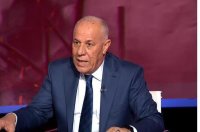 الدويري: سيهزم الجمع ويولون الدبر