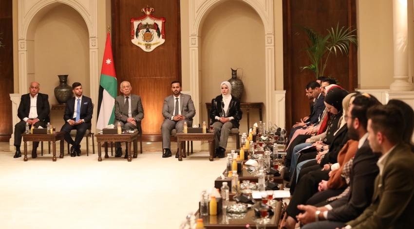 العيسوي يلتقي شباب فرسان التغيير